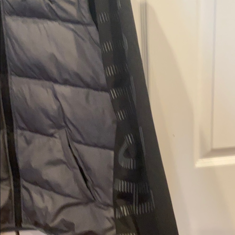 Jordan coat - Picture 2 of 3